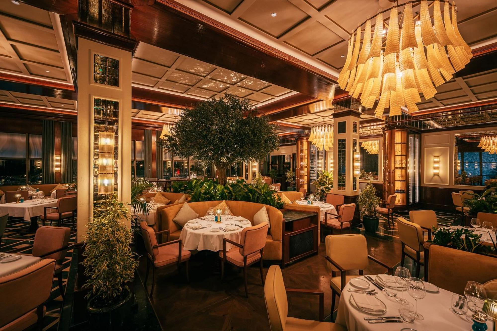The St. Regis Dubai, The Palm Hotell Eksteriør bilde Interior of the restaurant